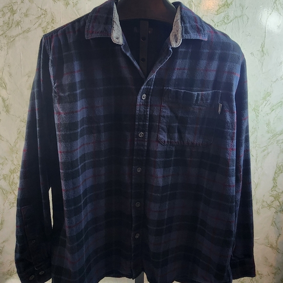 Eddie Bauer Flannel Button Down Shirt - Picture 1 of 10